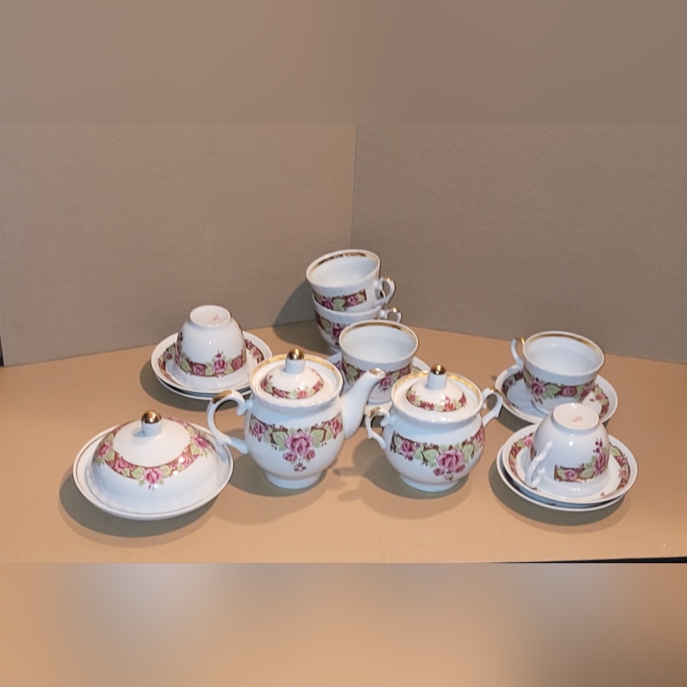 VINTAGE REAR RUSSIAN USSR 14 PIECES PORCELAIN TEAPOT SET - Picture 2 of 8